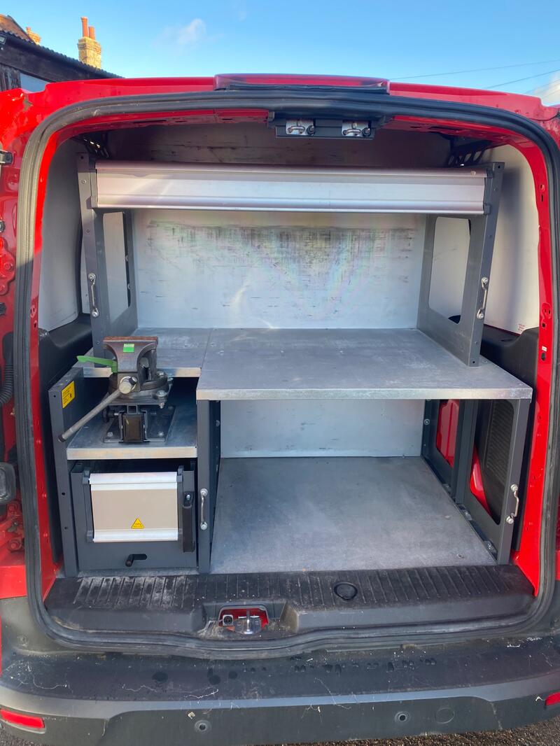 FORD TRANSIT CONNECT