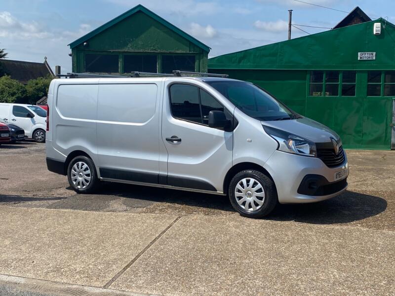 RENAULT TRAFIC