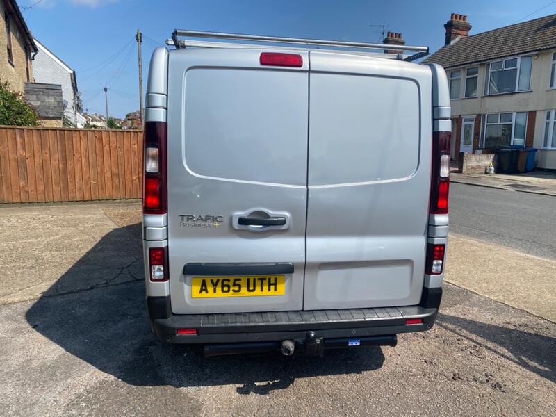 RENAULT TRAFIC