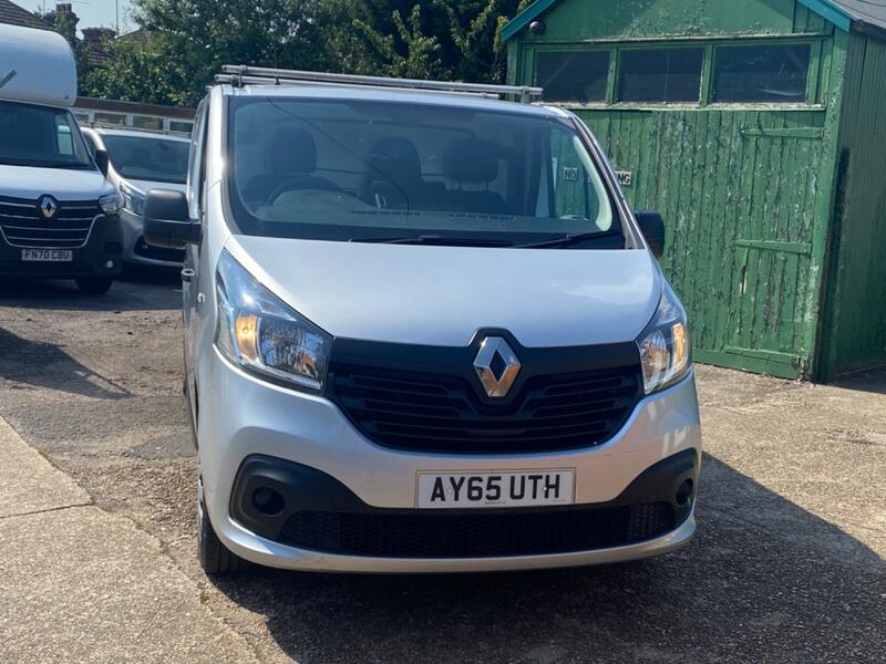 RENAULT TRAFIC