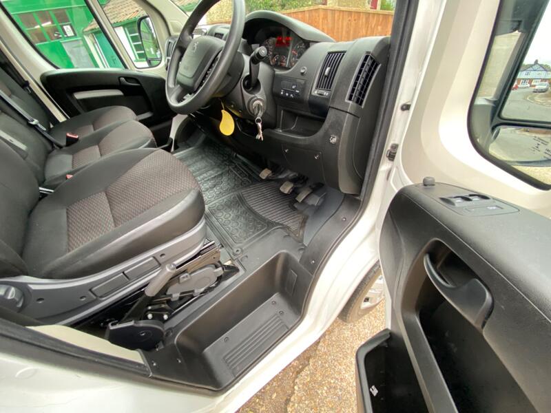 PEUGEOT BOXER