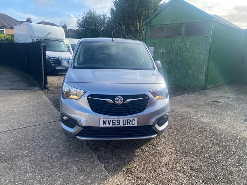 VAUXHALL COMBO