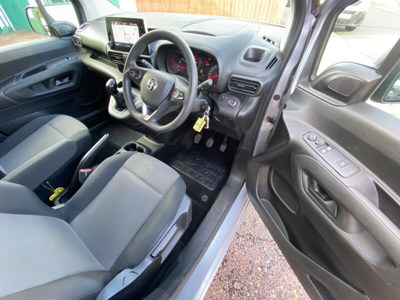 VAUXHALL COMBO