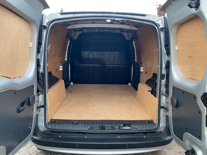 RENAULT KANGOO MAXI