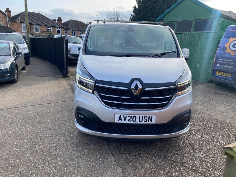 RENAULT TRAFIC