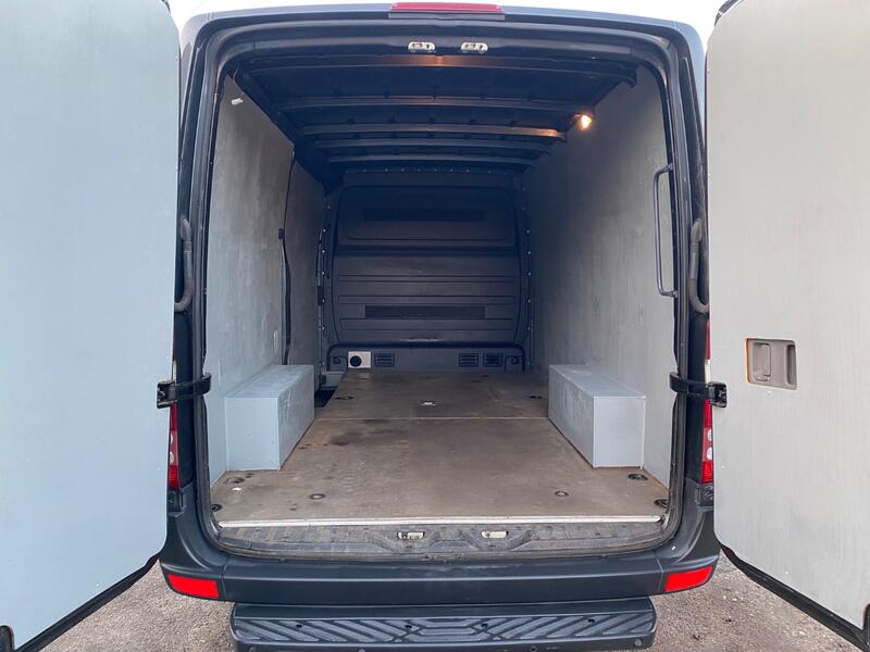 MERCEDES-BENZ SPRINTER