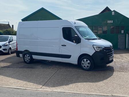 RENAULT MASTER 2.3 FWD MM35 dCi 135 Business+ MY19
