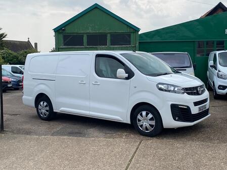 VAUXHALL VIVARO 1.5 Turbo D 2900 Sportive