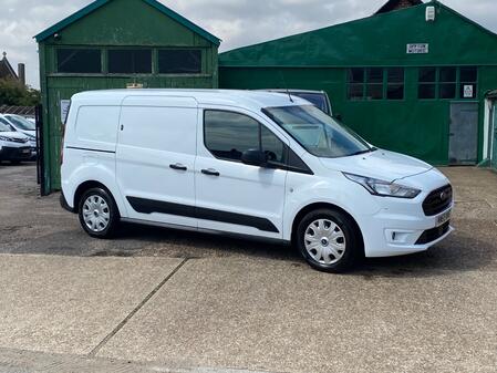 FORD TRANSIT CONNECT 1.0 210 EcoBoost Trend