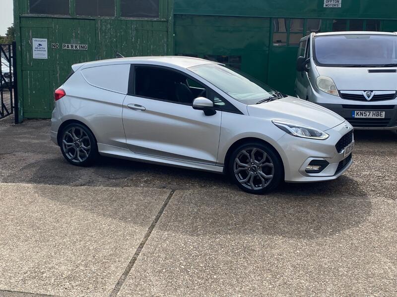 FORD FIESTA VAN 1.5 TDCi Sport