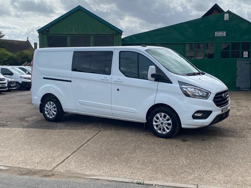 FORD TRANSIT 2.0 Transit Custom Limited DCiV 300 L2 2.0L EcoBlue 130PS FWD 6 Speed Manual