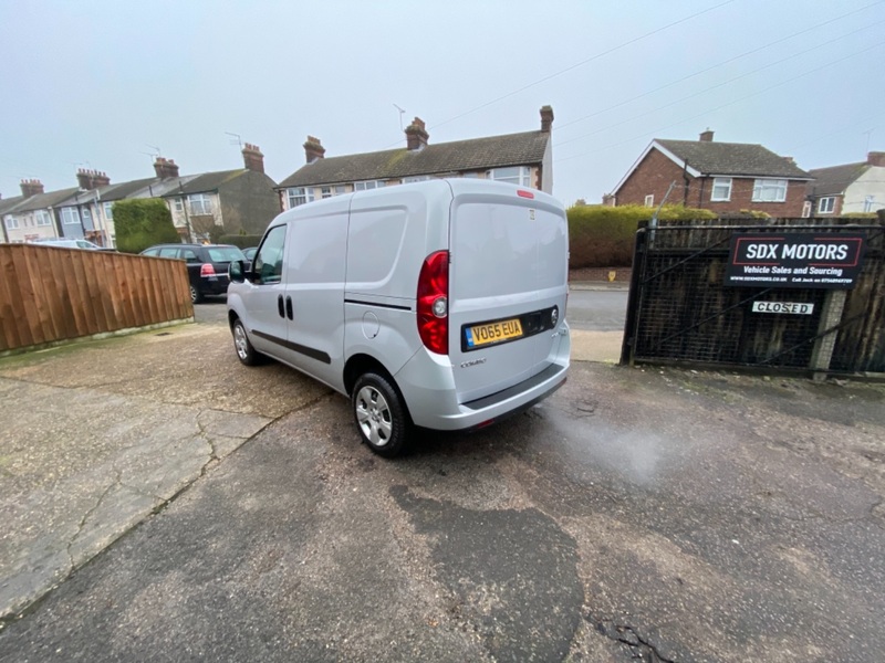 VAUXHALL COMBO