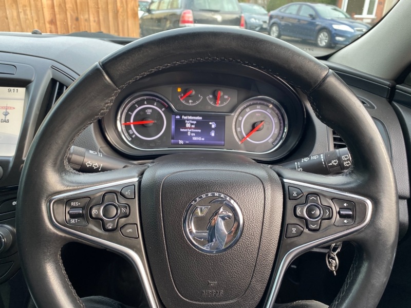 VAUXHALL INSIGNIA