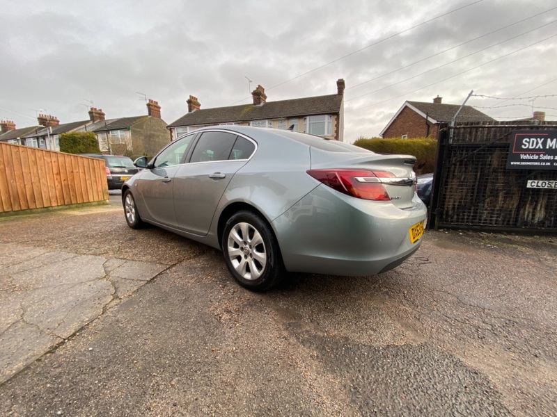VAUXHALL INSIGNIA