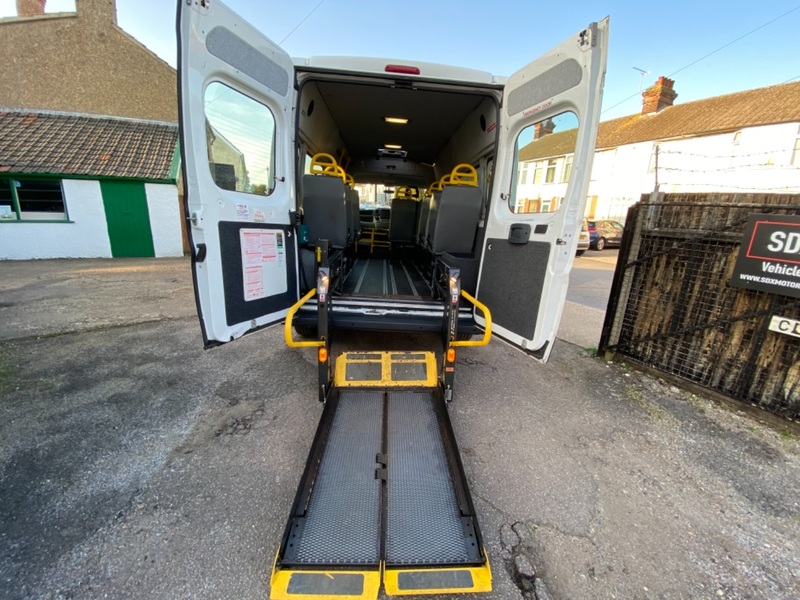 PEUGEOT BOXER