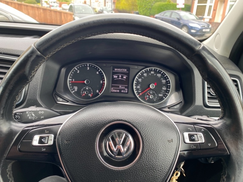 VOLKSWAGEN AMAROK