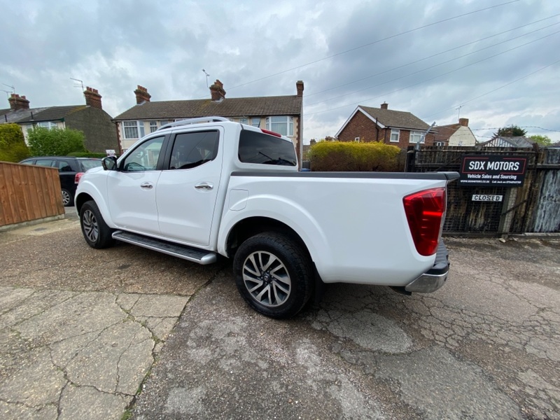 NISSAN NAVARA