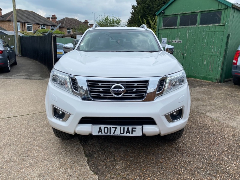 NISSAN NAVARA