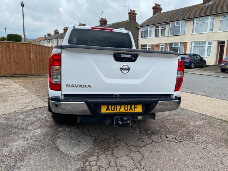 NISSAN NAVARA