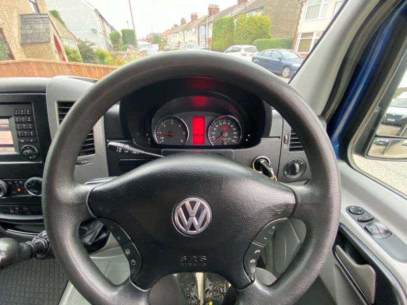 VOLKSWAGEN CRAFTER