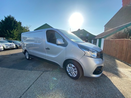 RENAULT TRAFIC LL29 SPORT NAV ENERGY DCI