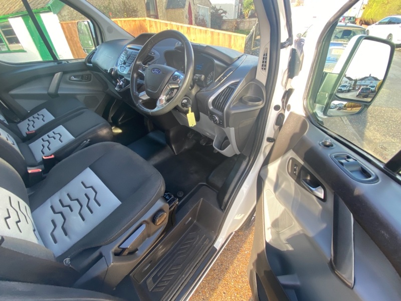 FORD TRANSIT CUSTOM
