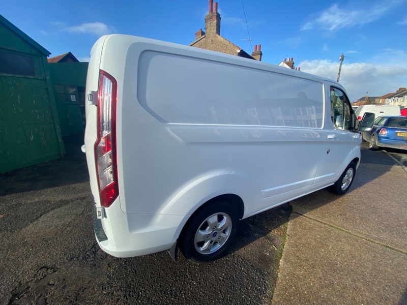 FORD TRANSIT CUSTOM