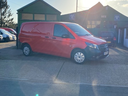 MERCEDES-BENZ VITO 109 CDI