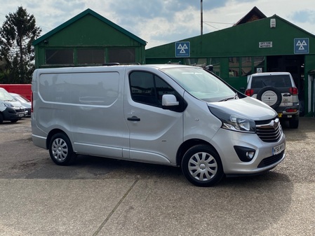 VAUXHALL VIVARO L1H1 2700 SPORTIVE CDTI BITURBO SS