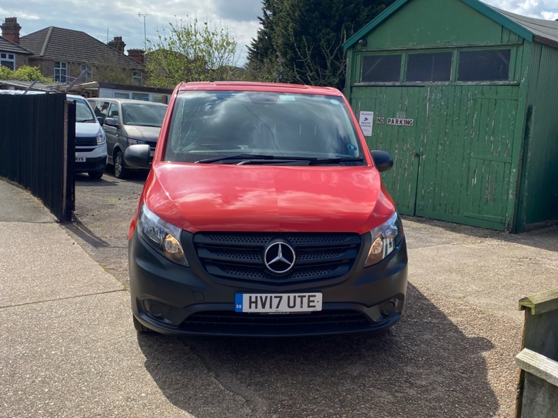 MERCEDES-BENZ VITO