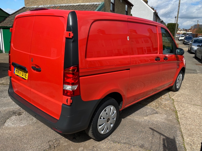 MERCEDES-BENZ VITO