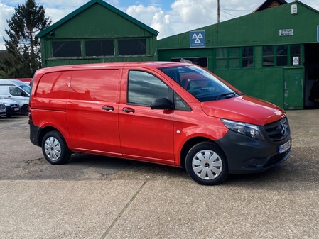 MERCEDES-BENZ VITO 109 CDI