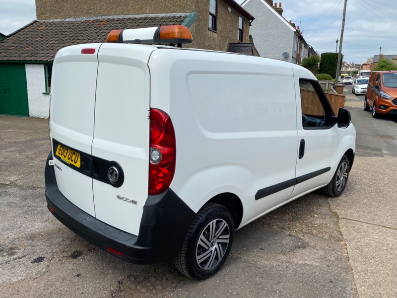 VAUXHALL COMBO