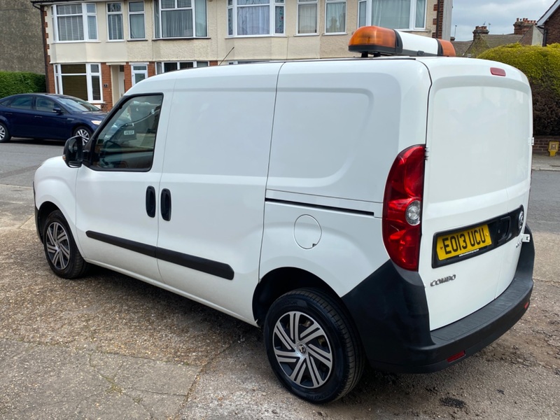 VAUXHALL COMBO