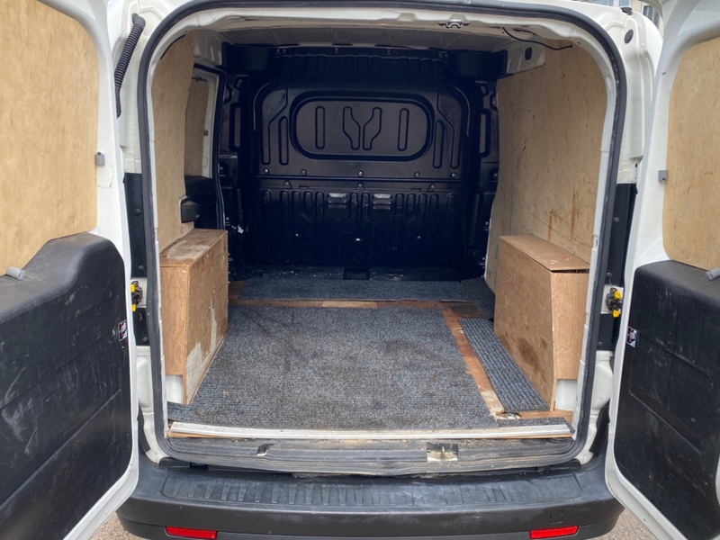 VAUXHALL COMBO