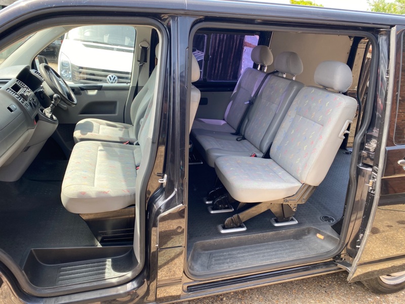 VOLKSWAGEN TRANSPORTER