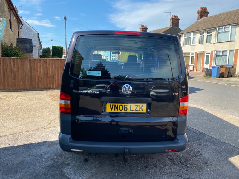 VOLKSWAGEN TRANSPORTER
