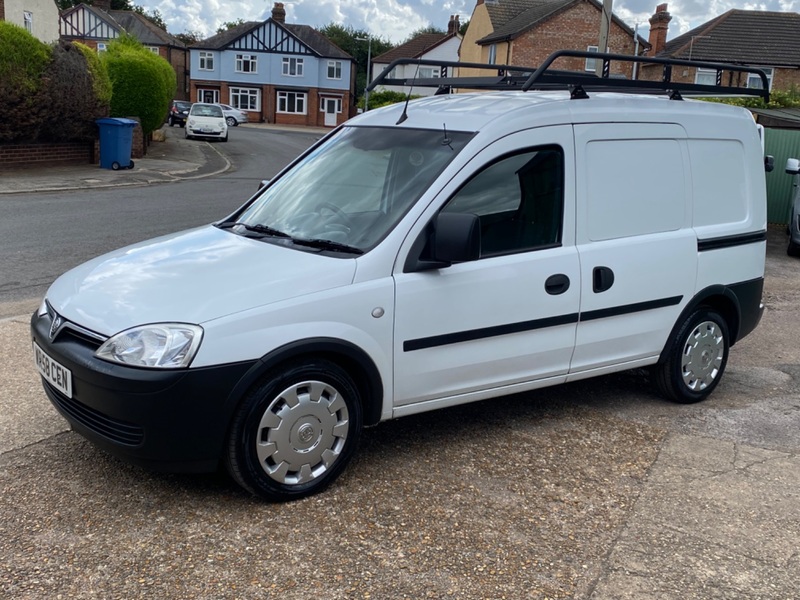 VAUXHALL COMBO