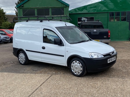 VAUXHALL COMBO 2000 CDTI E4