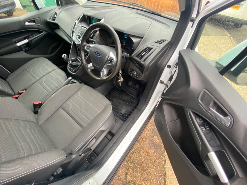 FORD TRANSIT CONNECT