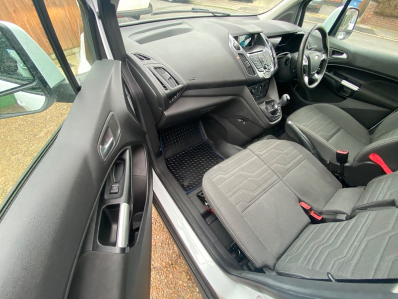 FORD TRANSIT CONNECT