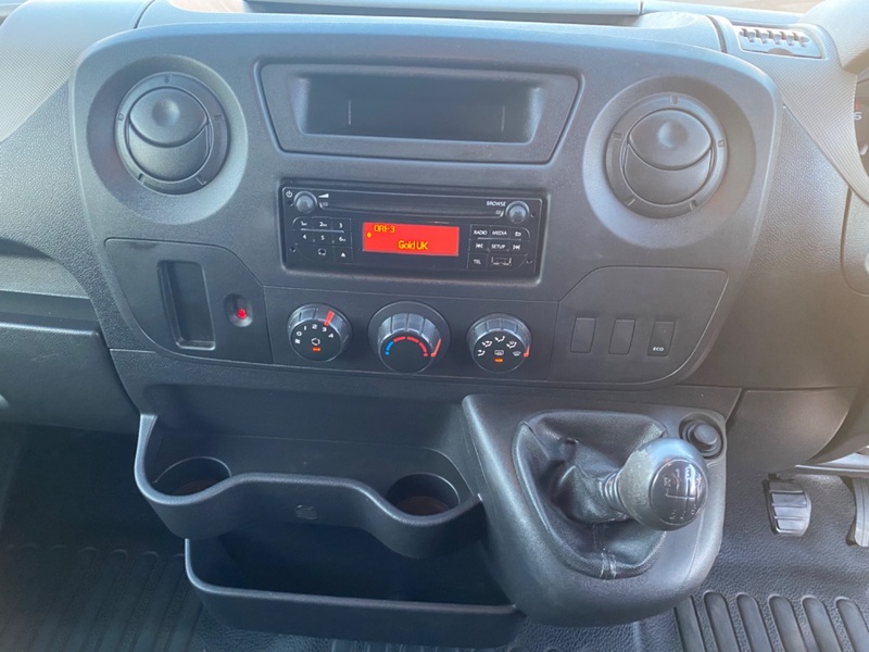 RENAULT MASTER
