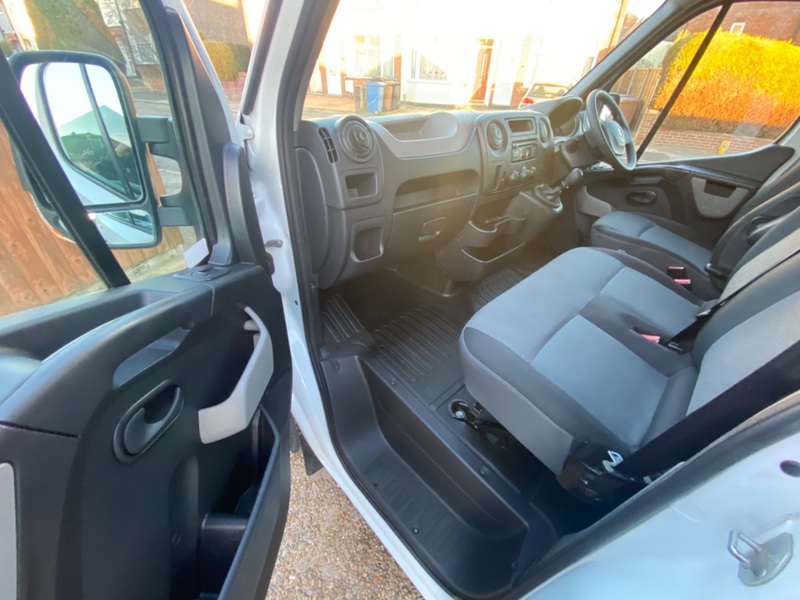 RENAULT MASTER
