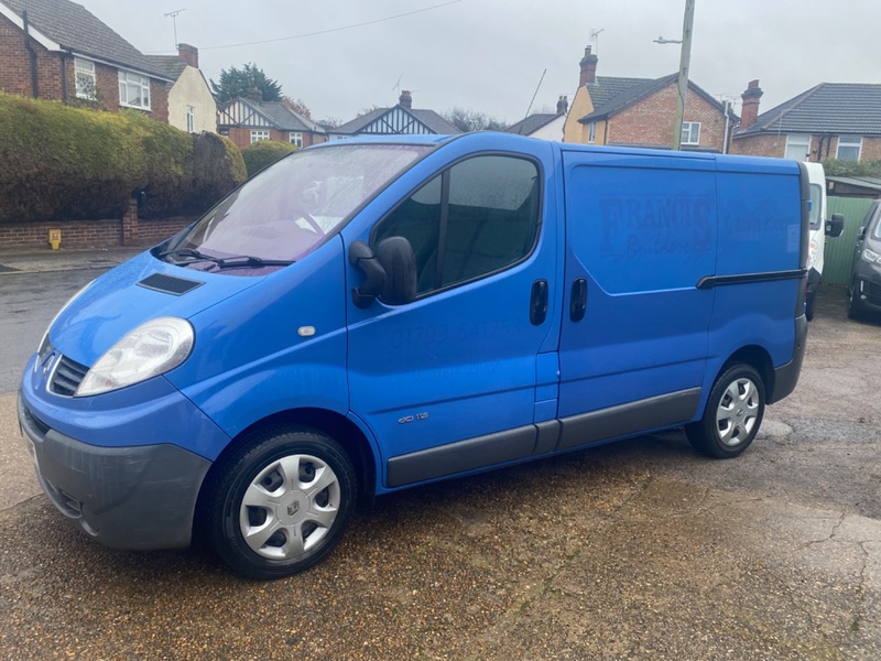 RENAULT TRAFIC
