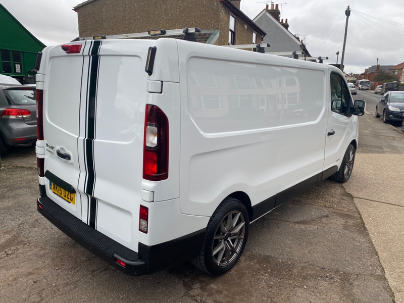 RENAULT TRAFIC