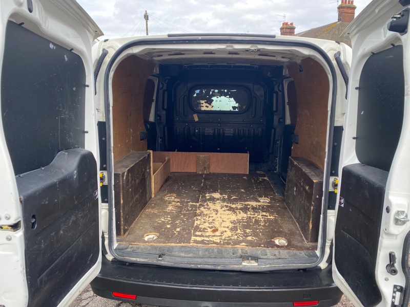 VAUXHALL COMBO