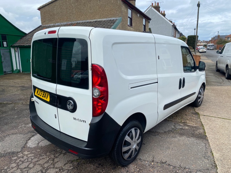 VAUXHALL COMBO