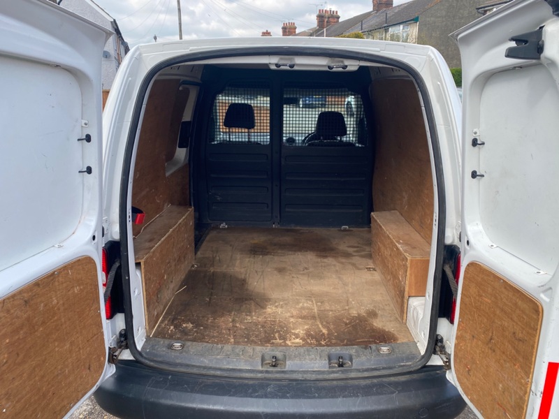 VOLKSWAGEN CADDY