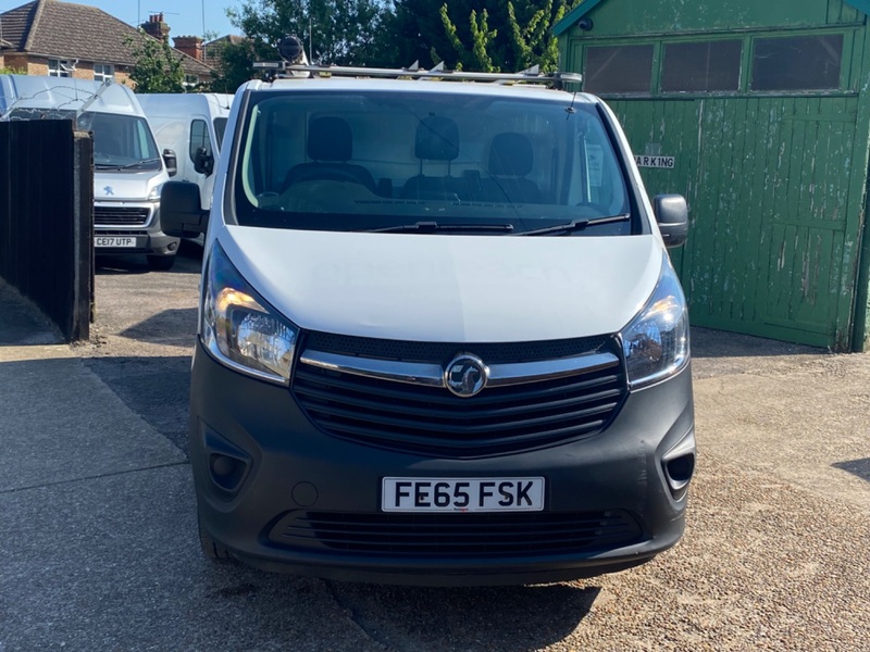 VAUXHALL VIVARO