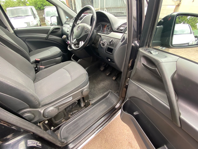 MERCEDES-BENZ VITO
